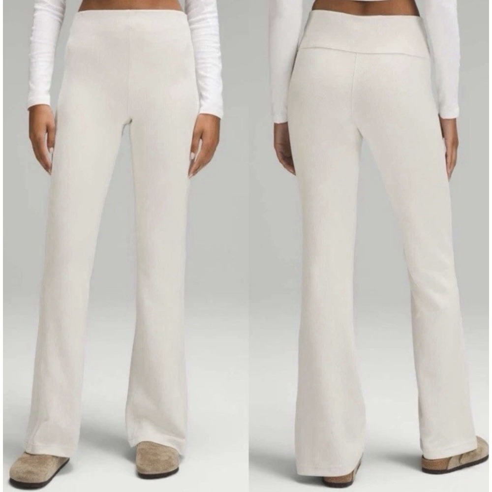 Lululemon Ribbed Softstreme Flared Pant Tall Bone Size 6 35.5" Inseam Excellent